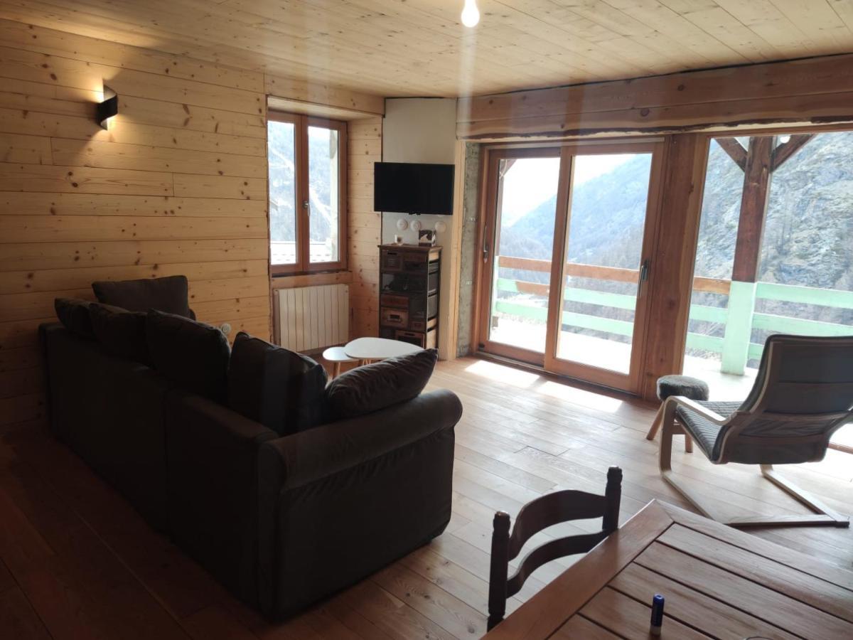 Les Hauts Du Roux Abriès Eksteriør billede