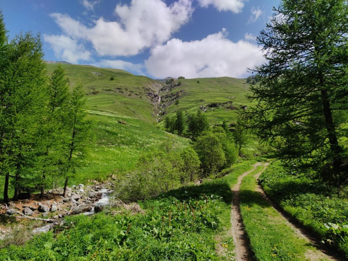 Les Hauts Du Roux Abriès Eksteriør billede